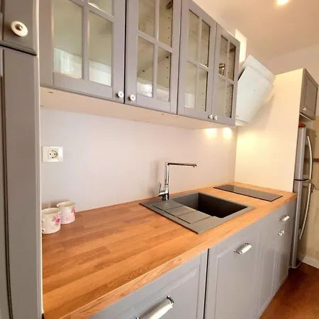 Sulenta Πανσιόν Drasnice